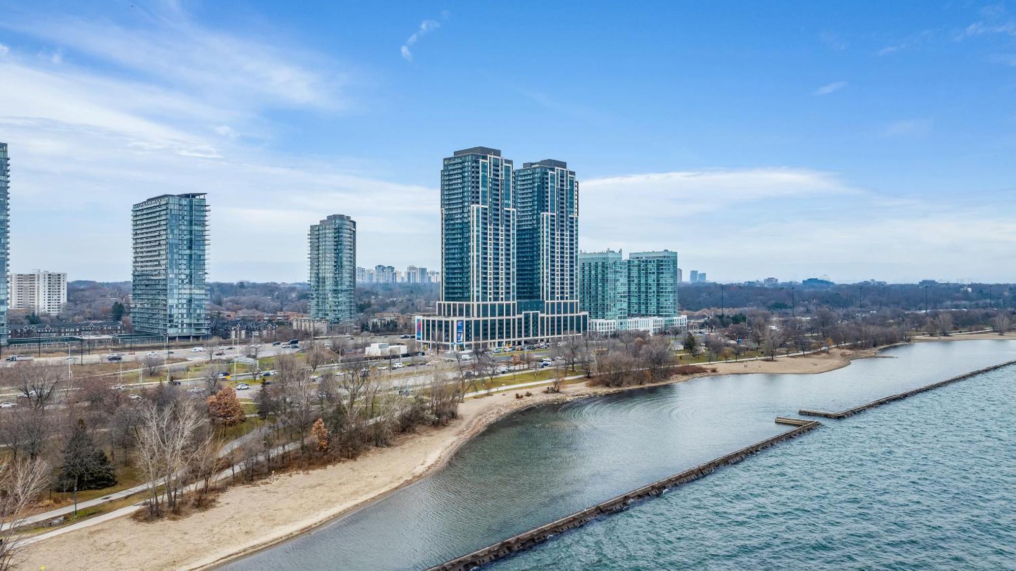 Spadina Modern Suites Toronto Bagian luar foto